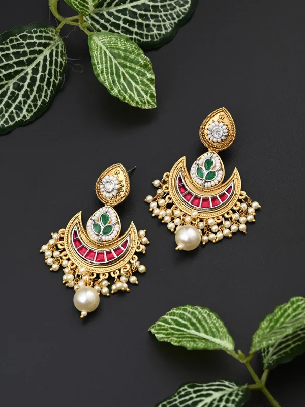 Gold-Plated_Crescent_Chandbalis