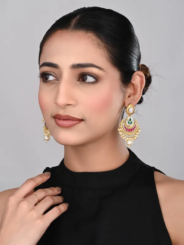 Gold-Plated_Crescent_Chandbalis