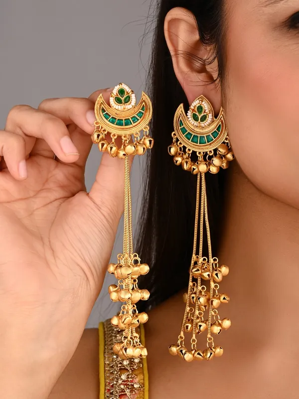 Crescent_Moon_Jhumka_Earrings