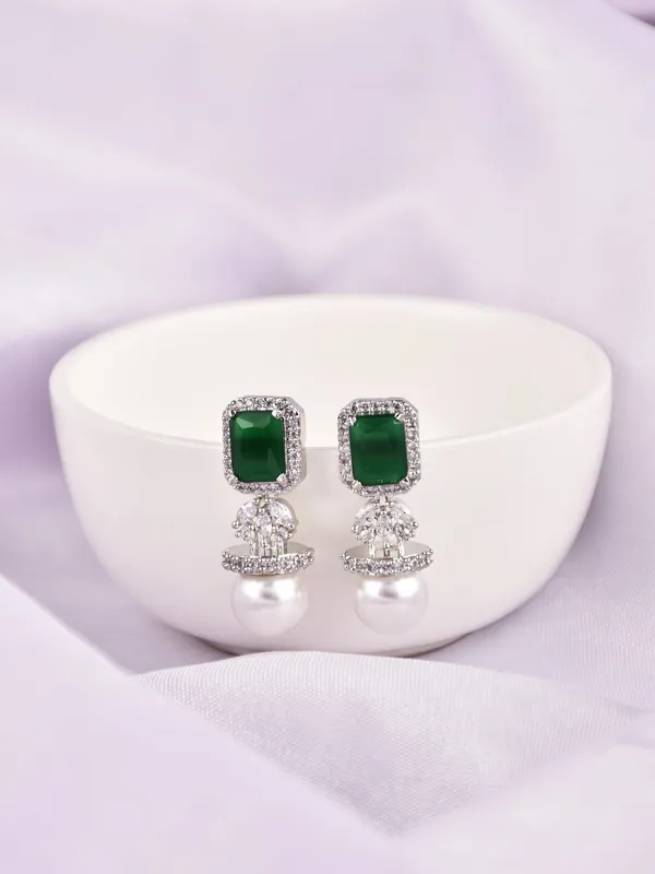 Crystal_Halo_Pearl_Drop_Earrings