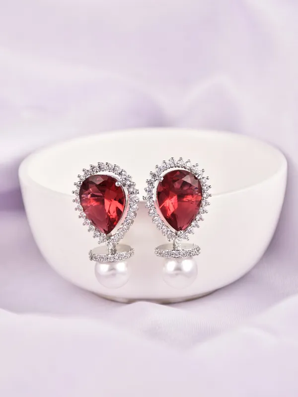 Teardrop_Stone_Pearl_Drop_Earrings