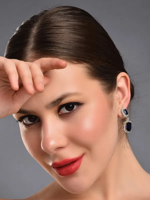 Dual_Rectangle_Crystal_Drop_Earrings