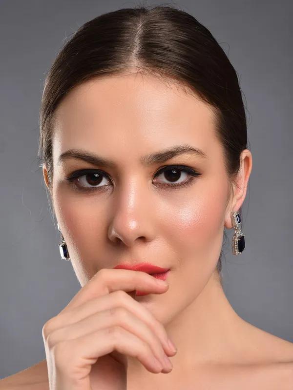 Dual_Rectangle_Crystal_Drop_Earrings