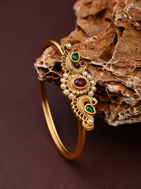 Antique_Gold_Kundan_Adjustable_Bracelet