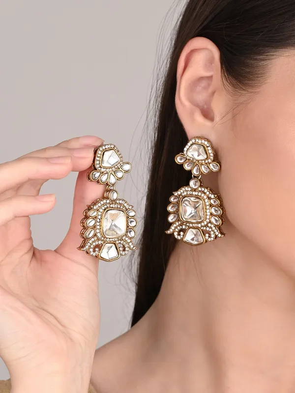 Gold_Plated_Kundan_Drop_Earrings