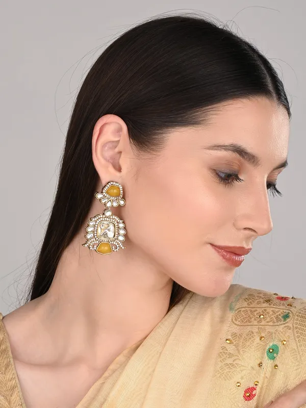 Gold_plated_kundan_Drop_Earrings
