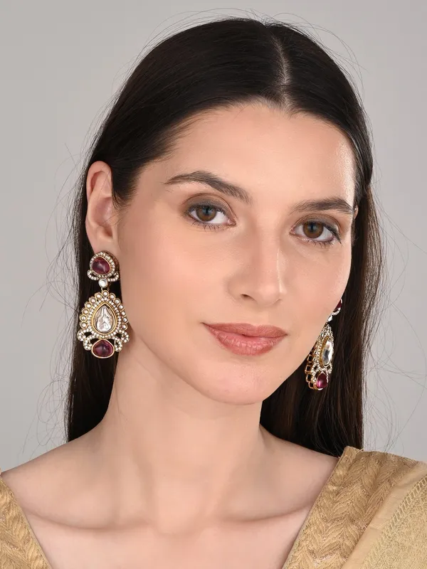 Gold_plated_kundan_Pear_shaped_Drop_Earrings
