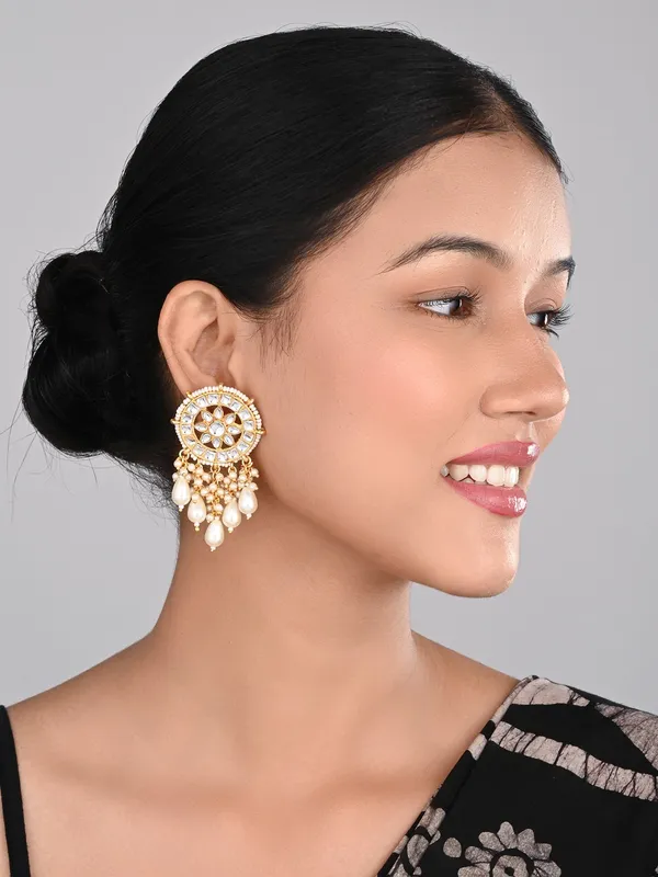 Kundan_Studs_with_pearl_drops