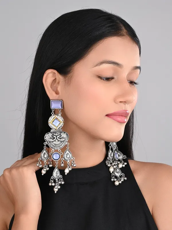 Silver_oxydised_lightweight_long_Drop_Earring