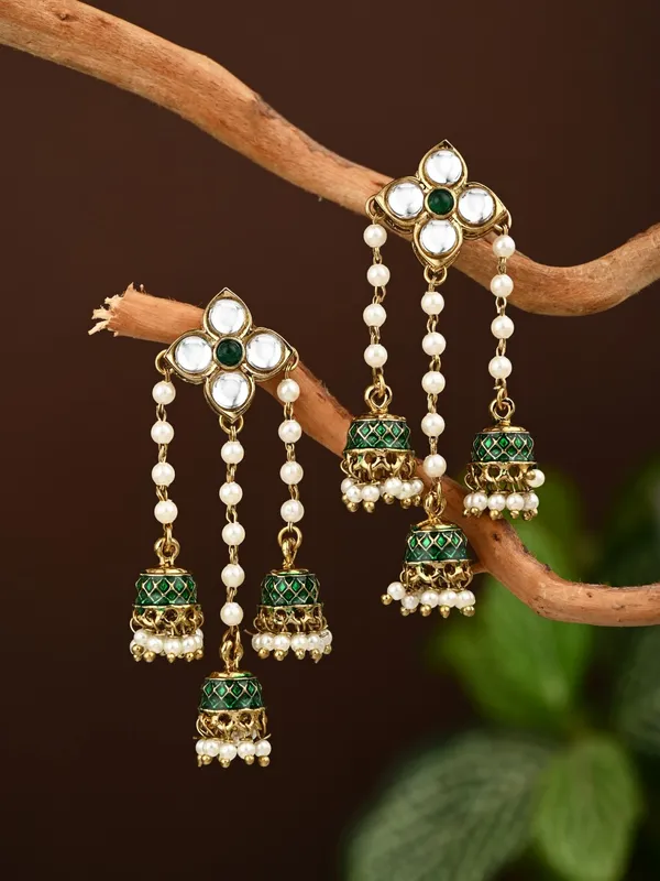 Kundan_Pearl_Tassel_Statement_Earrings