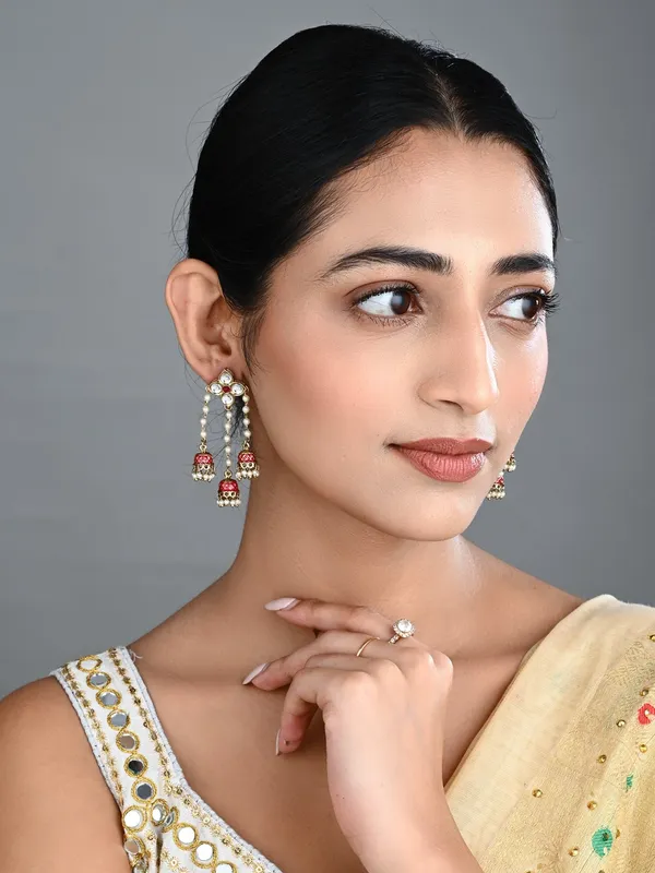 Kundan_Pearl_Tassel_Statement_Earrings