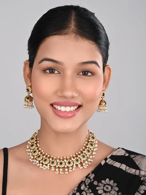 Gold-Plated_Kemp_Stone_Necklace_Set_with_Jhumka_Earrings