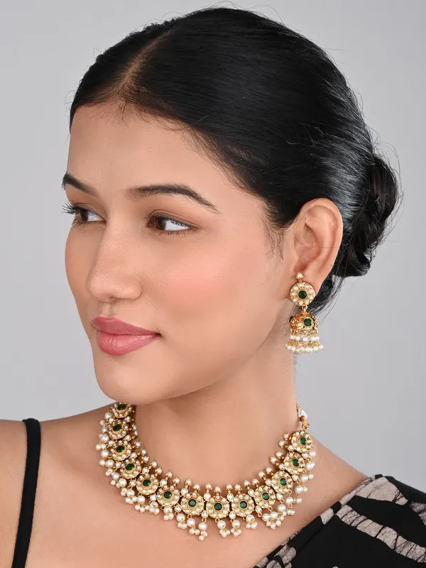 Gold-Plated_Kemp_Stone_Necklace_Set_with_Jhumka_Earrings