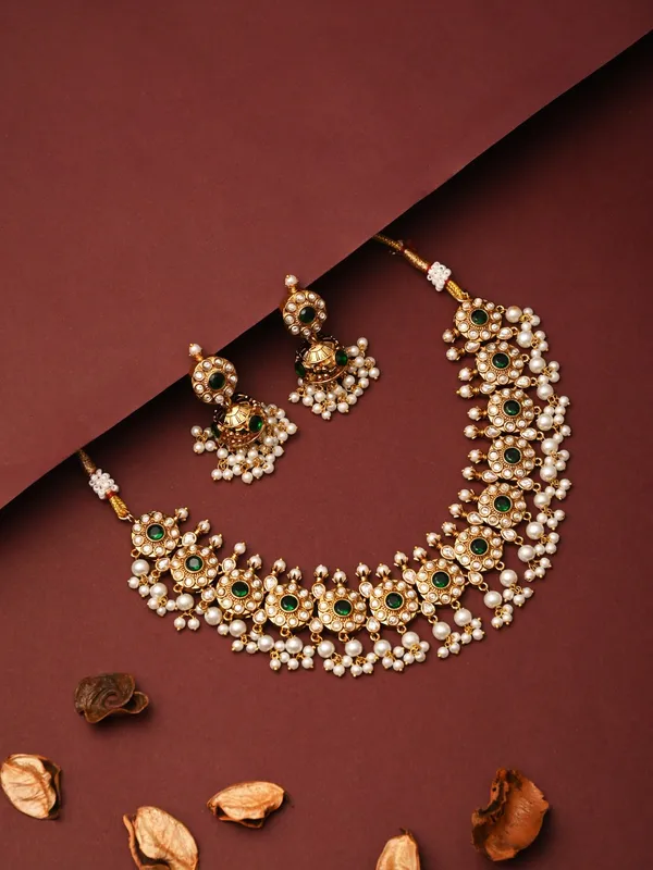 Gold_Plated_Kemp_Stone_Necklace_Set_With_Jhumka_Earrings