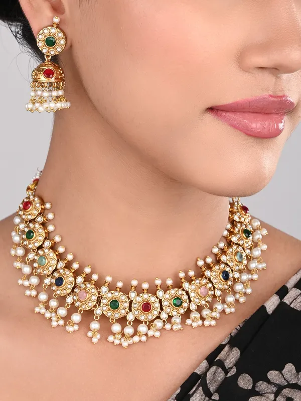 Gold_Plated_Kemp_Stone_Necklace_Set_With_Jhumka_Earrings