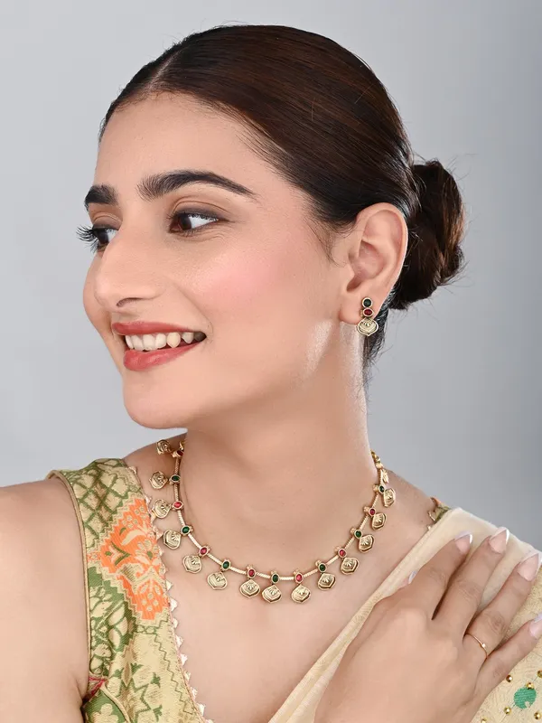 Gold_Plated_Delicate_Necklace_Set