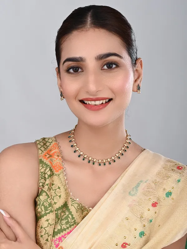 Gold_Plated_Delicate_Green_stone_Necklace_Set