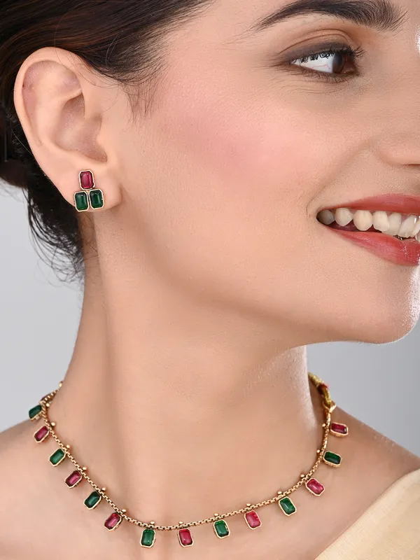 Gold_Plated_Delicate_Necklace_Set