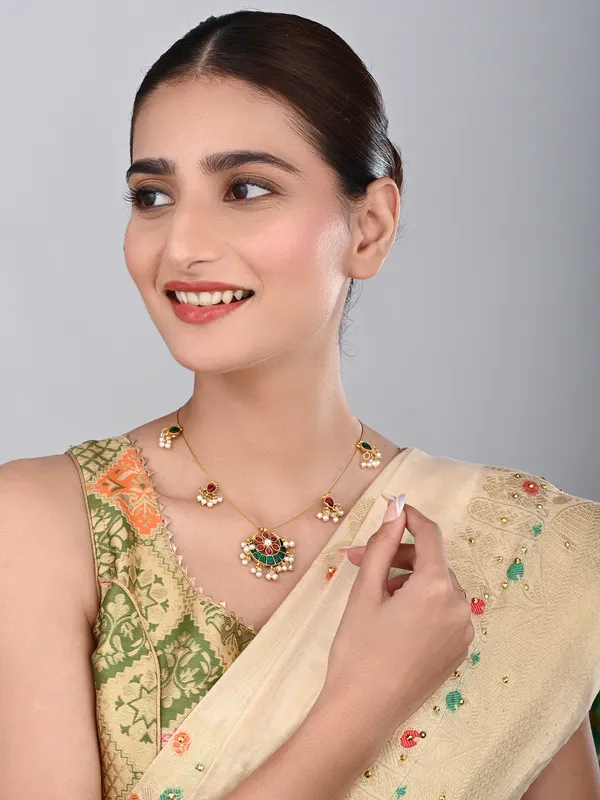 Traditional_Kundan_Pendant_Necklace