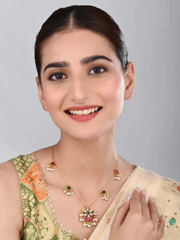 Traditional_Kundan_Pendant_Necklace