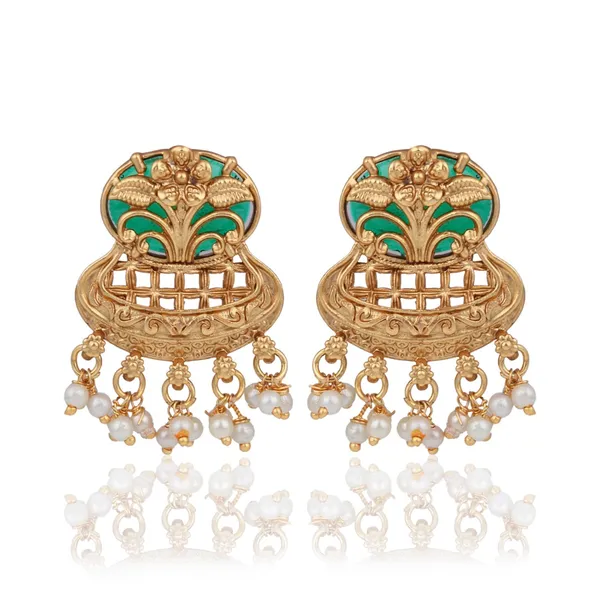 Antique_Gold_Layered_Kundan_Necklace_Set_with_drop_Earrings_Red