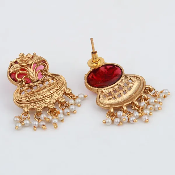 Antique_Gold_Layered_Kundan_Necklace_Set_With_Drop_Earrings_Red