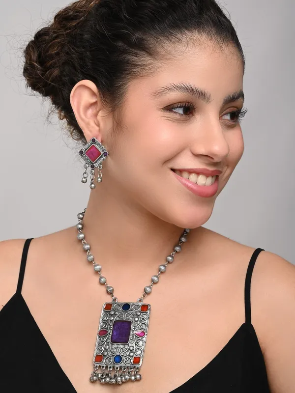 Silver_Oxydised_finish_Pendant_necklace_set