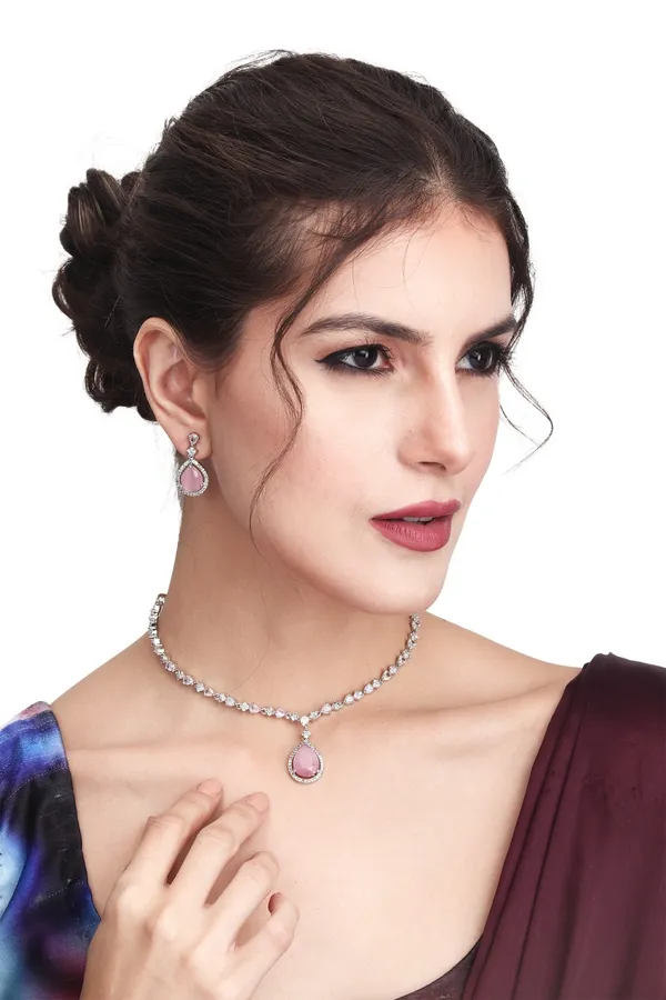 Sparkling_Pink_Teardrop_Necklace_Set