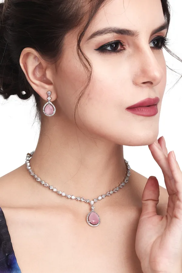 Sparkling_Pink_Teardrop_Necklace_Set
