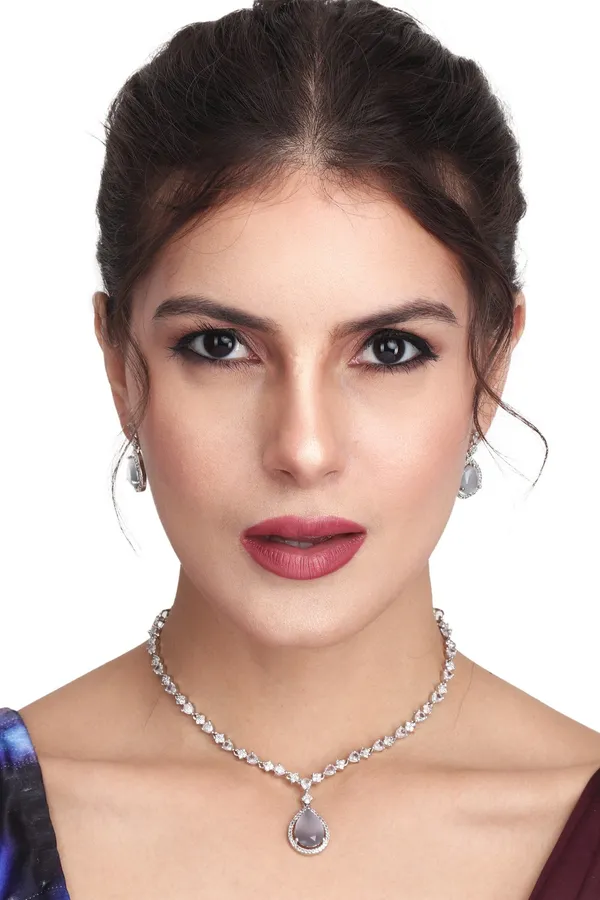 Sparkling_Grey_Teardrop_Necklace_Set
