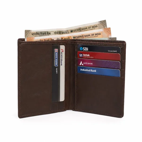 Brown_Classic_Bifold_Wallet_for_Men
