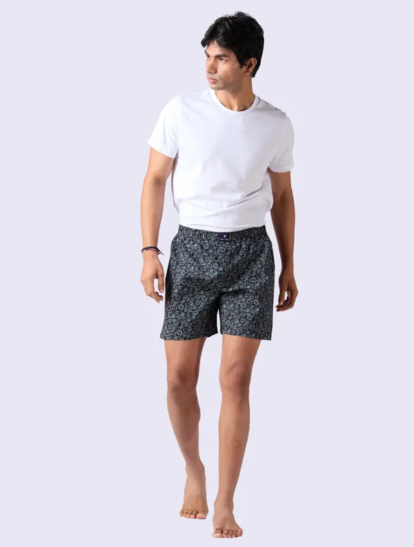 Black_Cotton_Relaxed_Fit_Swirl_Print_Boxer_Shorts_For_Men