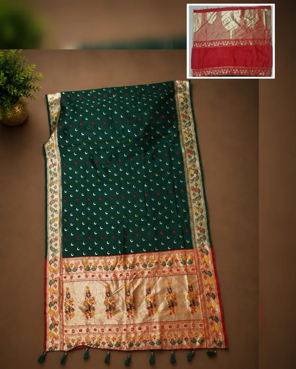 Green_Banarasi_Silk_Chandraona_With_Small_Stone_Saree_For_Women