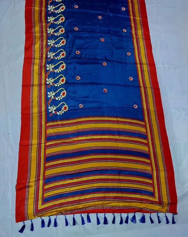 Blue_Embroidered_Border_Dupatta_for_Women