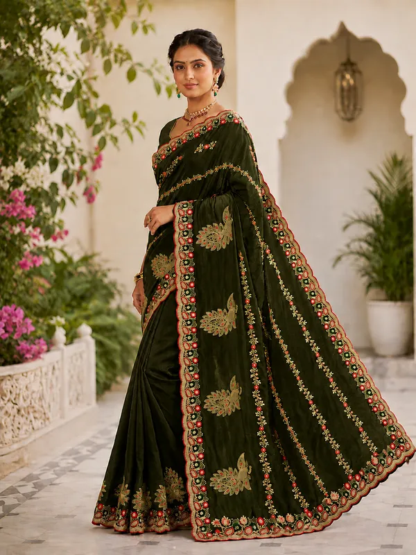 Green_fandi_double_shade_saree_with_zarkan_stone_work