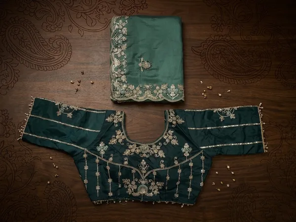 Green_handwork_Saree_With_readymade_blouse_and_seperate_blouse_For_Women
