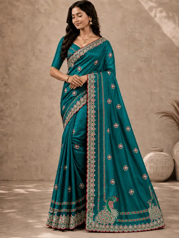 Teal_fandi_double_shade_saree_with_zarkan_stone_work