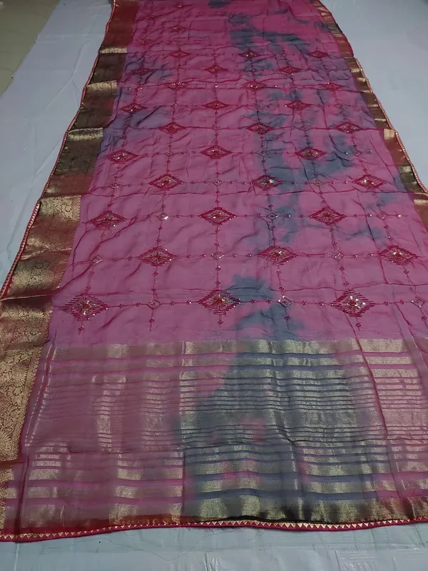 Pink_Sheer_Embellished_Saree_for_Women