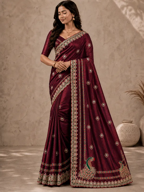 Wine_fandi_double_shade_saree_with_zarkan_stone_work