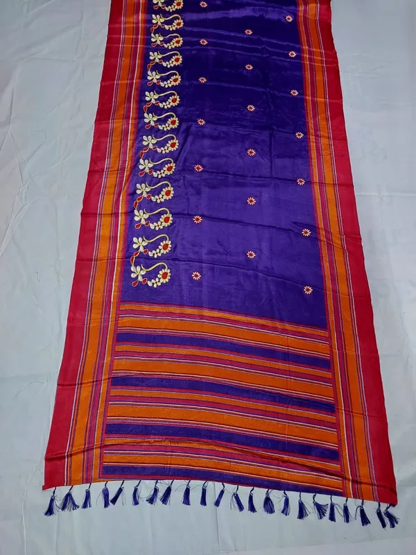 Purple_Embroidered_Dupatta_for_Women