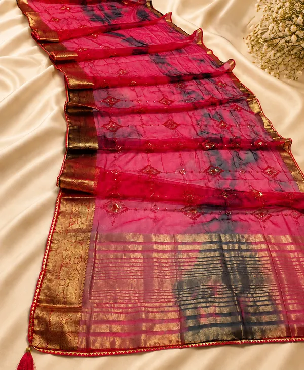 Pink_Organza_Saree_For_Women