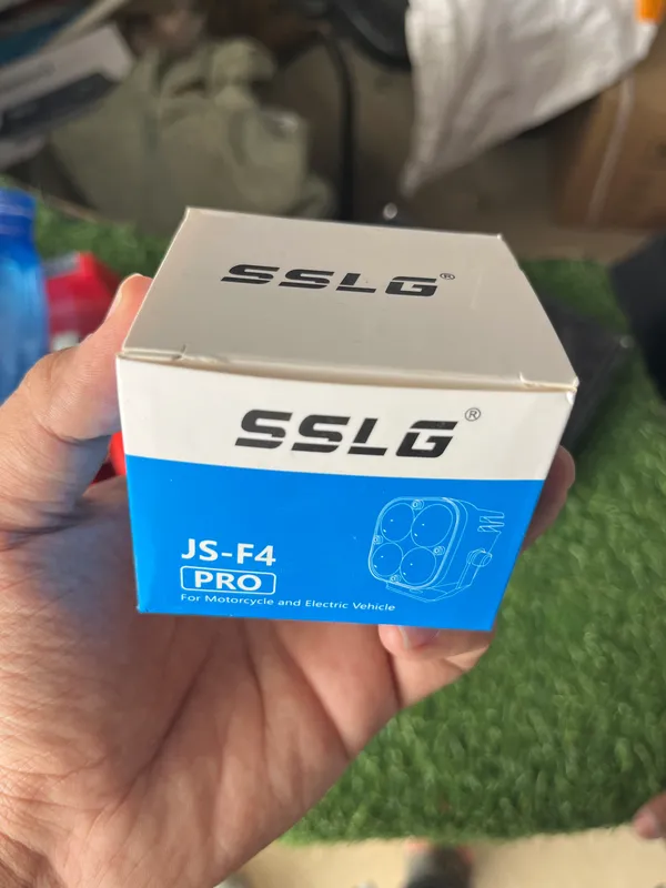 SSLG_JS-F4_PRO_Motorcycle_LED_Auxiliary_Fog_Light_(Single)_–_38W,_Triple_Color_+_Flash_Mode