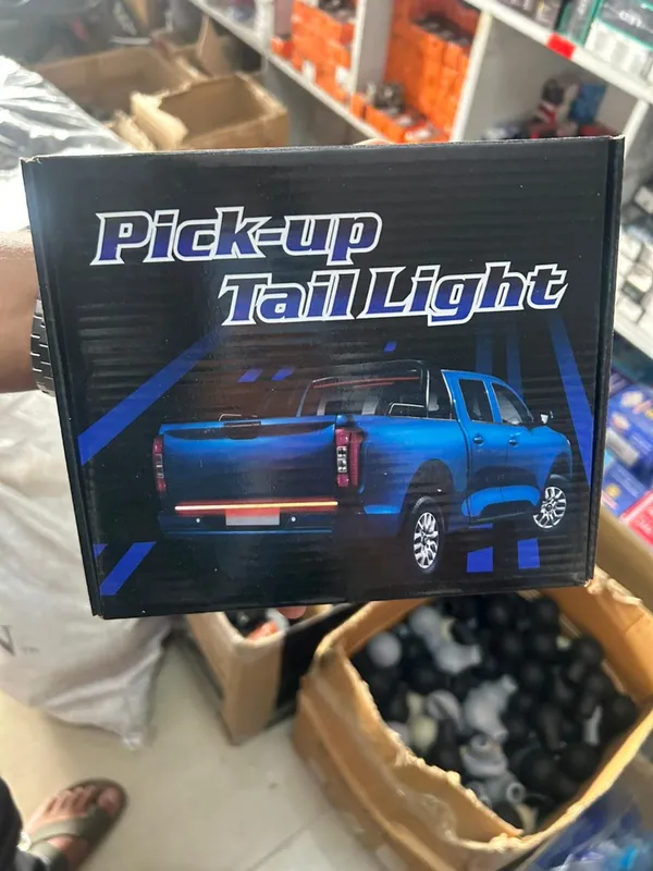 Pickup_Truck_LED_Sequential_Tail_Light_Strip