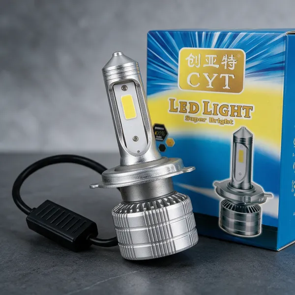 Silver_And_Black_Aluminium_Abs_Cylindrical_LED_Motorcycle_Headlight_Bulb