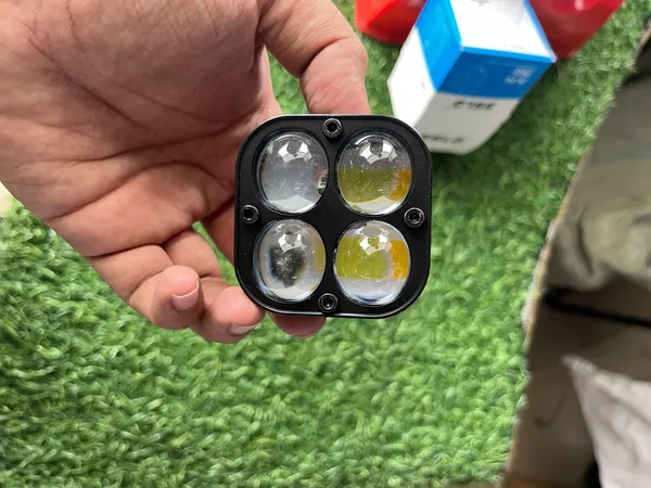 SSLG_JS-F4_PRO_Motorcycle_LED_Auxiliary_Fog_Light_(Single)_–_38W,_Triple_Color_+_Flash_Mode