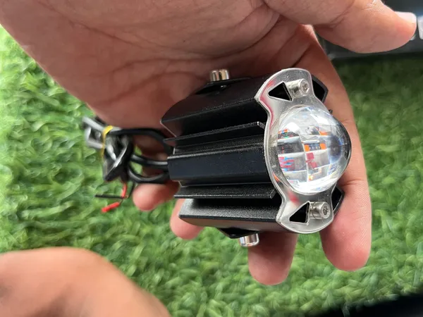 G15_15W_High_Brightness_LED_mini_Projector