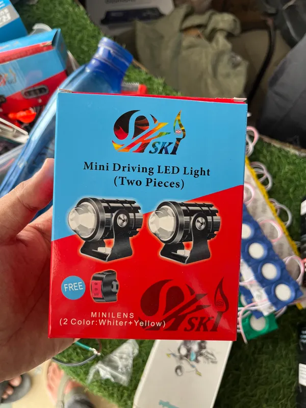 Black_Wired_Auxiliary_Motorcycle_Light