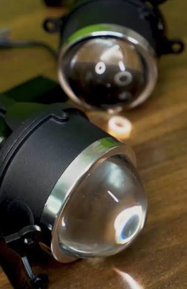 Bi-LED_200W_Projector_Fog_Lamp_Lens_(3_Color)_–_Pair
