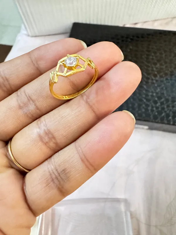 Gold_Brass_Premium_Ring_For_Women