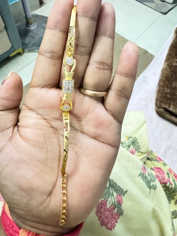 Gold_Brass_Premium_Traditional_Bracelet_For_Women